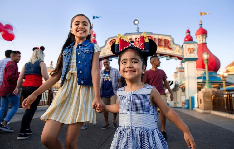 Save Up to 25% on Select Rooms at a Disneyland Resort Hotel
